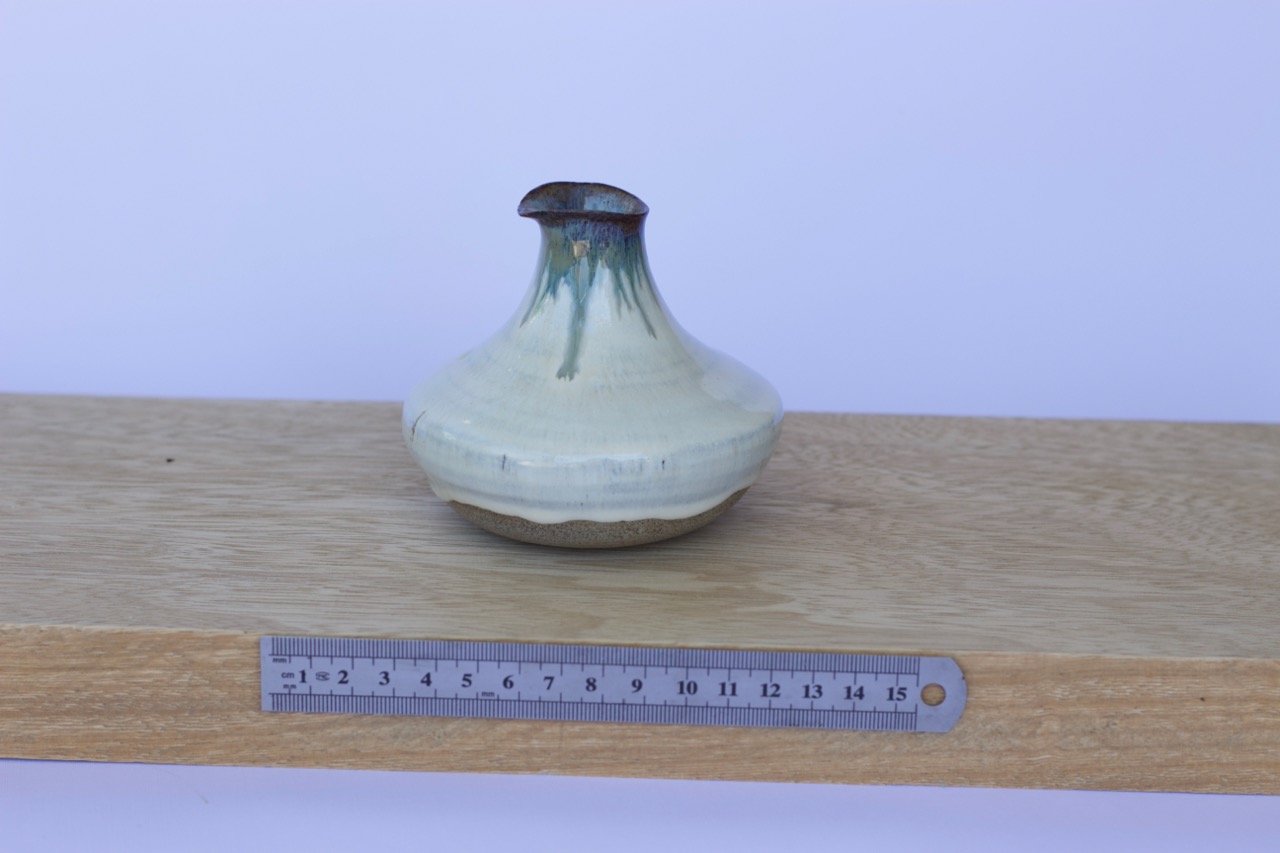 Flat Spout Vessel